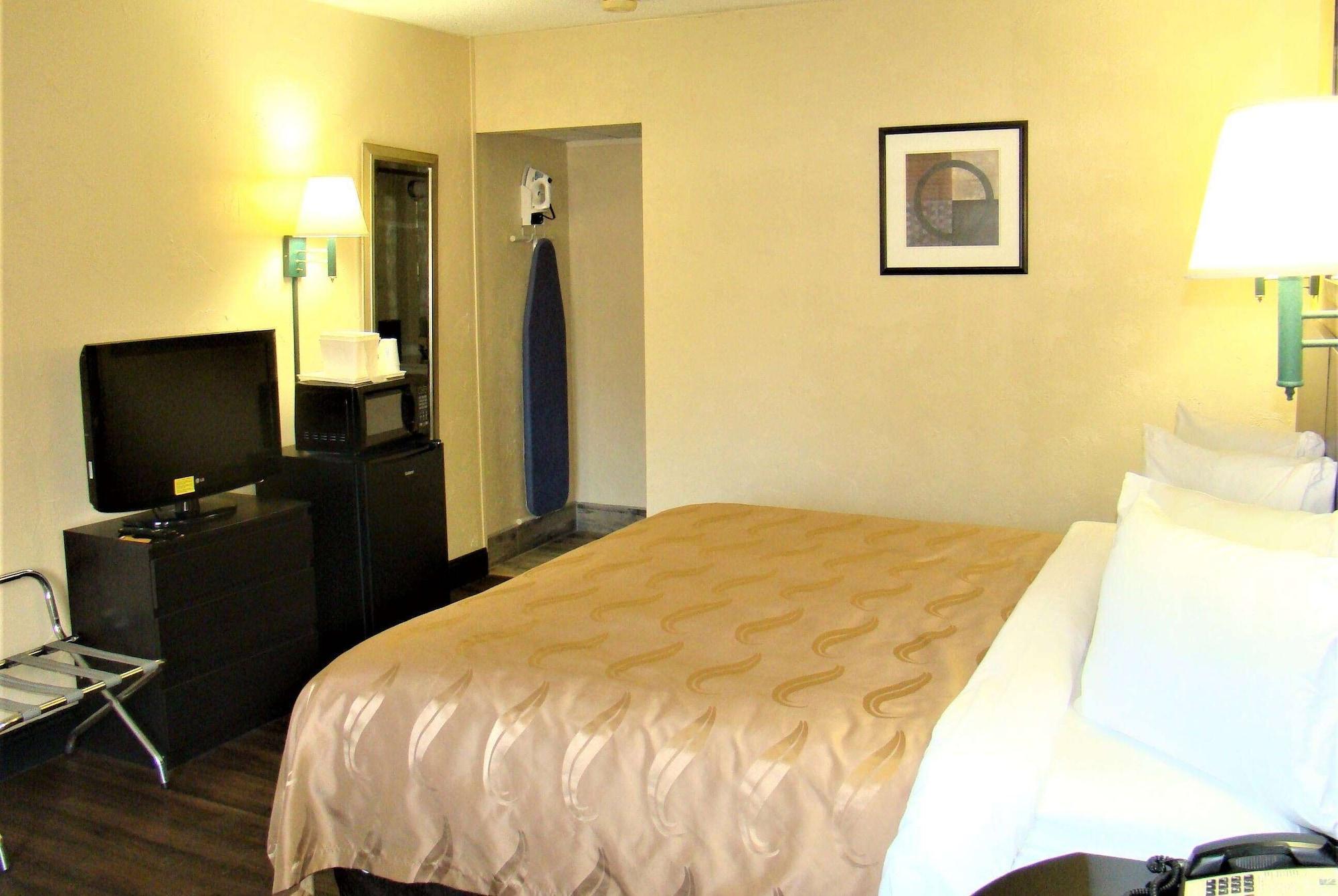 Baymont By Wyndham Front Royal Near Shenandoah National Park Ξενοδοχείο Εξωτερικό φωτογραφία