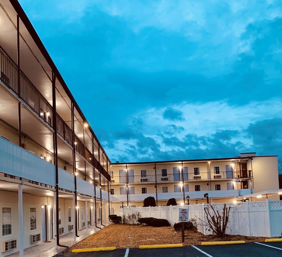 Baymont By Wyndham Front Royal Near Shenandoah National Park Ξενοδοχείο Εξωτερικό φωτογραφία